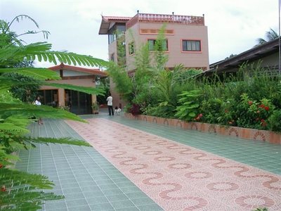 pic A stunning 2 storey house