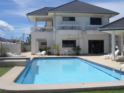 pic Spacious beautiful house 