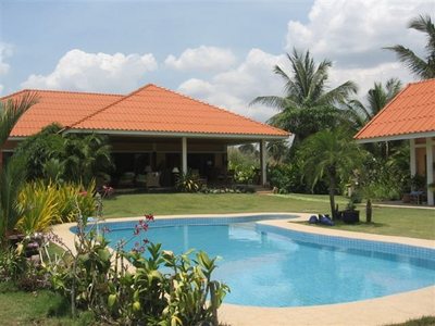 pic Own a European style house