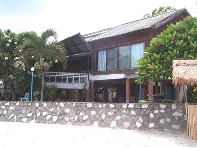 pic Fantastically located Thai style house