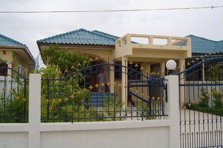 pic Lovely 3  bedroom,2 bathroom house