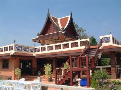 pic Built in a traditional Thai style 