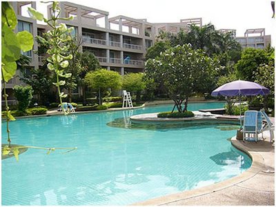 pic  Lovely three bedroom unit i