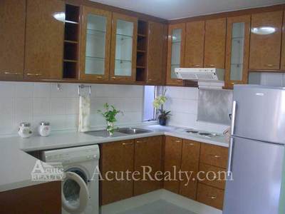 pic Presenting 2bdr+1 bath with modern style