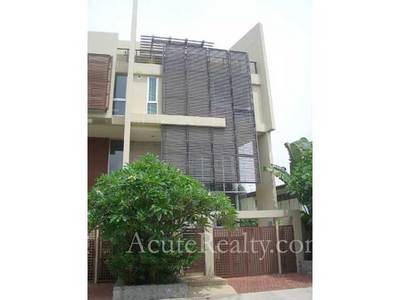 pic Townhouse for Sales & Rent