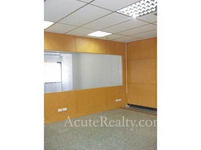 pic Office space for rent & sale on Tarksin 