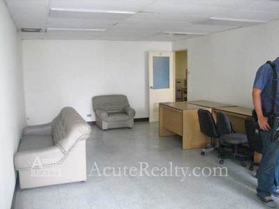 pic Service office for Rent 