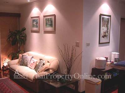 pic Nice condo for rent in Sathorn area