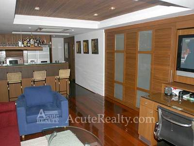 pic Luxury condo, Situated in Silom road