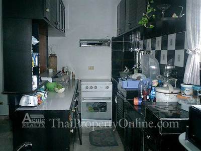 pic 500 Sq.m. easy access to Sukhumvit rd