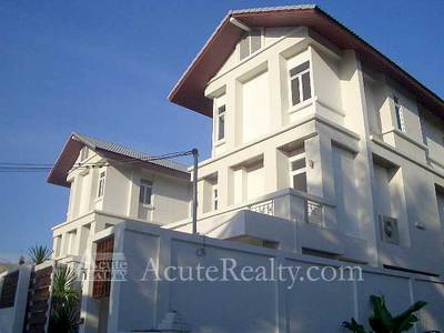 pic House, Land for sale in Thong Lor