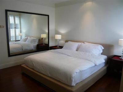 pic Langsuan Ville Condominium for Rent