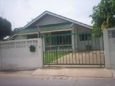 pic Detached bungalow in East Pattaya