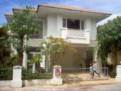 pic Double storey house in Jomtien