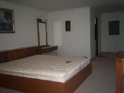 pic Spacious 3-bedroom condo in Jomtien