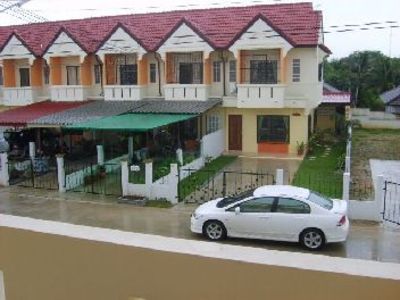 pic Corner townhouse in East Pattaya