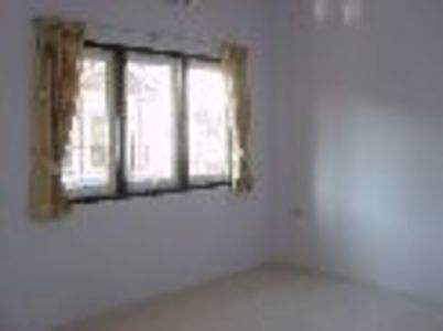 pic Townhouse with 3 Bedrooms for sale 