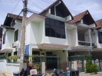 pic Double storey house in Central Pattaya