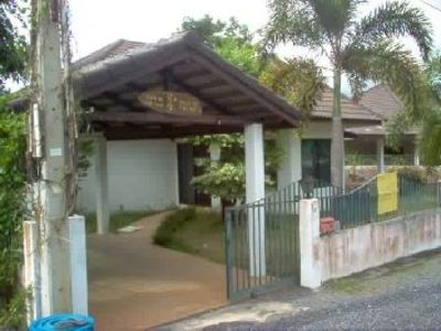 pic Detached bungalow Fully furnished,