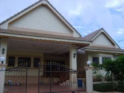 pic Detached bungalow fully furnished