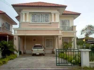 pic Double storey house in Naklua