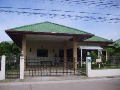pic Detached bungalow in East Pattaya