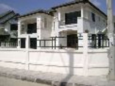 pic Double storey house 3 Bedrooms