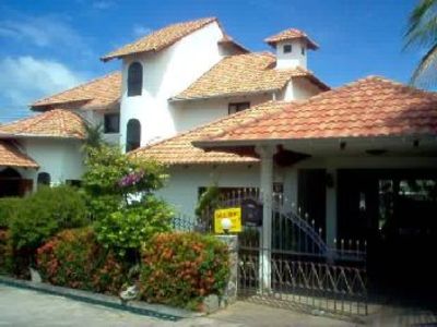 pic Double storey house 4 bedrooms