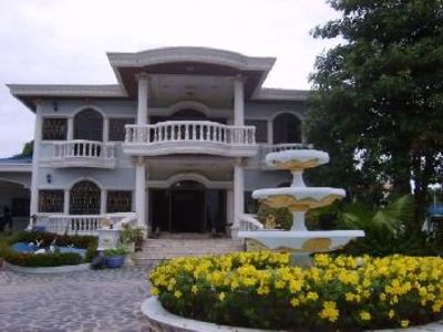 pic Villa in East Pattaya on 4 rai of land