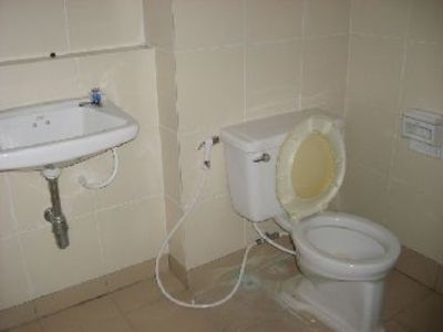 pic Studio in Jomtien: bathroom