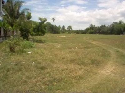 pic 8 rai (12800 SQM) of land