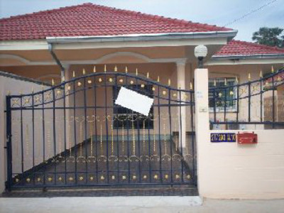 pic Detached bungalow in East Pattaya