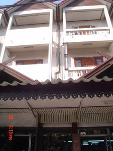 pic This 4 storey building