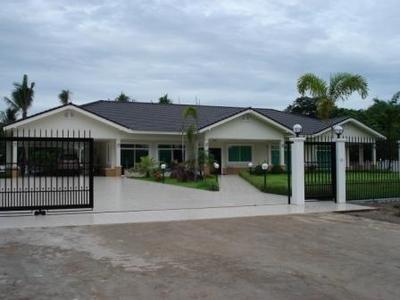 pic A beautifully decorated 1 storey home 