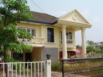 pic This attractive 2 storey house