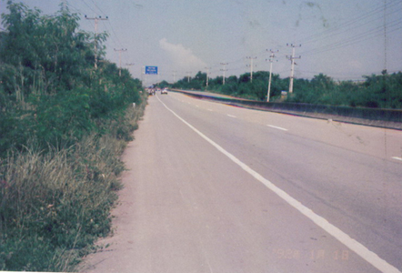 pic 2 parcels of land on a main highway