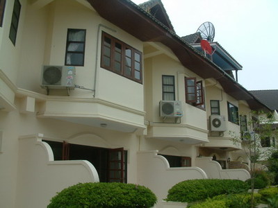 pic Located on the central ring road