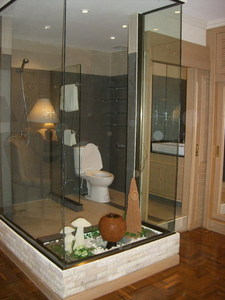 pic A fully furnished luxury condo unit