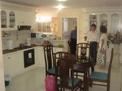 pic Sukhumvit Soi 39 , very spacious