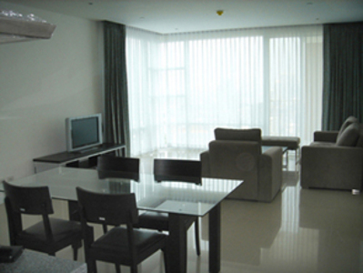 pic Ekamai , Hi-rise apartment