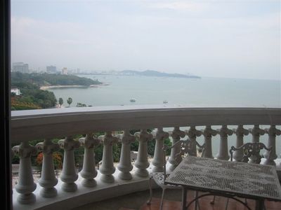 pic Naklua Soi 16 - direct beach front