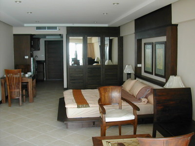 pic A large fully furnished studio 
