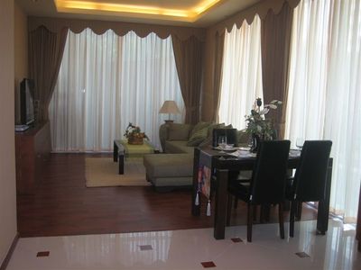 pic Efficient 1 BR condominium