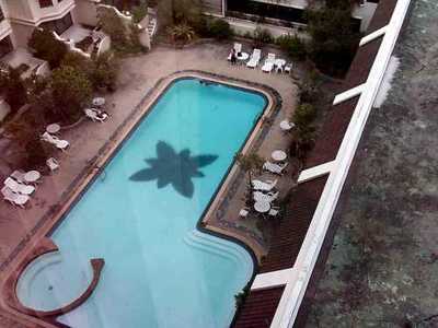 pic Must see,balcony overlooks swimming pool
