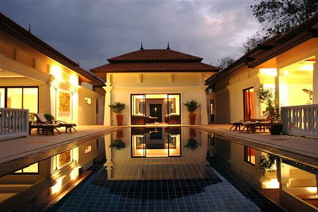 pic Beautiful private pool villas