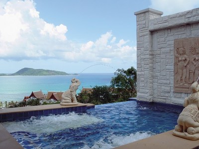 pic This luxury 3-bedroom villa 