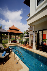 pic Exquisite three-bedroom pool villas