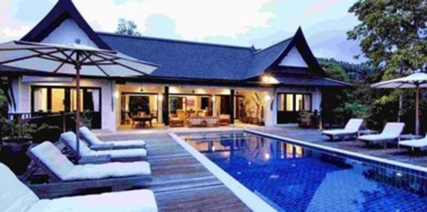 pic This Luxury 6 bedroom villa