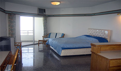 pic Markland Condo (50 Sq.m)