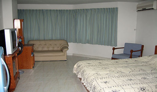 pic Thip Condo (30 Sq.m)